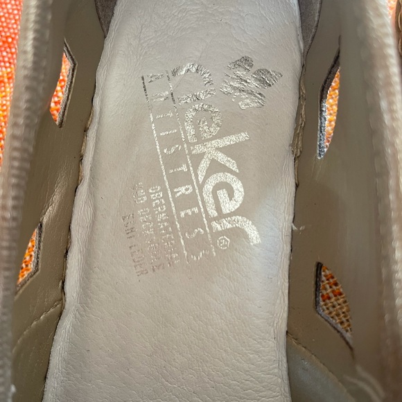 Rieker Antistress shoes size 10. - Picture 3 of 5